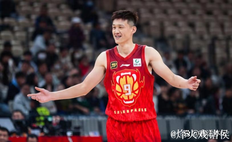 周鹏19分深圳不敌广东 洛夫顿43+18上海胜天津 周鹏19分深圳不敌广东 洛夫顿43+18上海胜天津