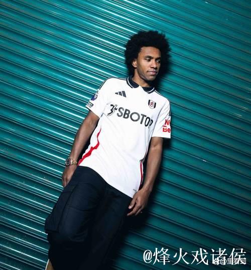 36岁威廉11场比赛1助攻遭解约 冬窗有望重返英超 36岁威廉11场比赛1助攻遭解约 冬窗有望重返英超